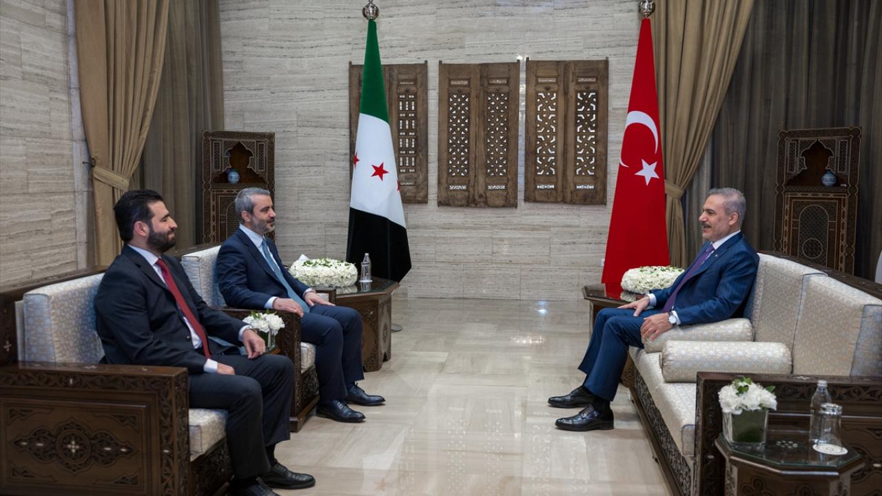 Dışişleri Bakanı Fidan, Şeybani ve Hattabla görüştü