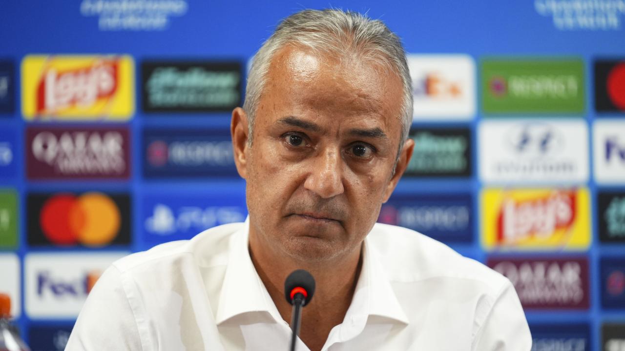 Fenerbahçe Teknik Direktörü İsmail Kartal istifa etti