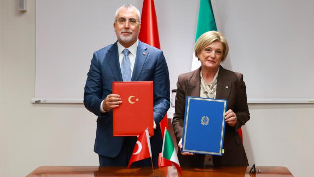 Türkiye ile İtalya arasında iş birliği mutabakat zaptı imzalandı haber görseli