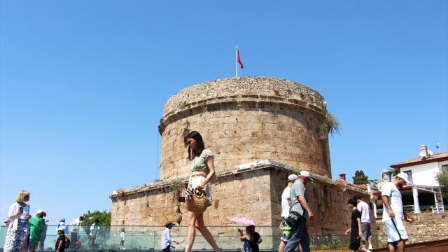 2 bin yıllık tarih Antalya'nın kalbinde, Kaleiçi'nde yaşatılıyor