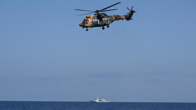 Girne'deki feribot kazasında kaybolan 20 kişiyi arama çalışmaları devam ediyor haber görseli