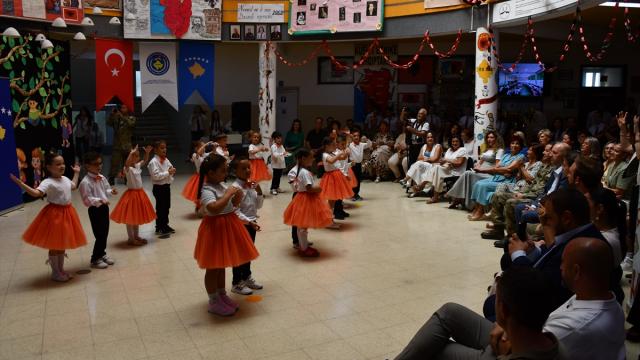 Türk askeri, Kosovalı çocuklar için oyun parkı kurdu haber görseli