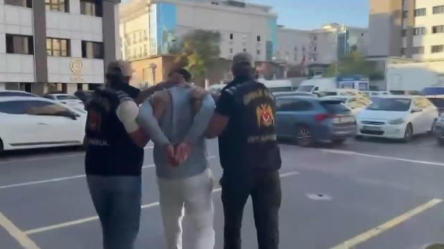 Sosyal medya fenomeni Semih Varol polislere yönelik sözleri nedeniyle gözaltına alındı haber görseli