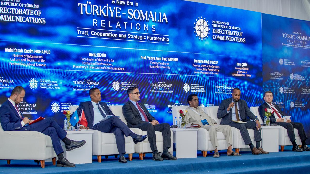 Somali'de TürkiyeSomali İlişkilerinde Yeni Dönem paneli düzenlendi