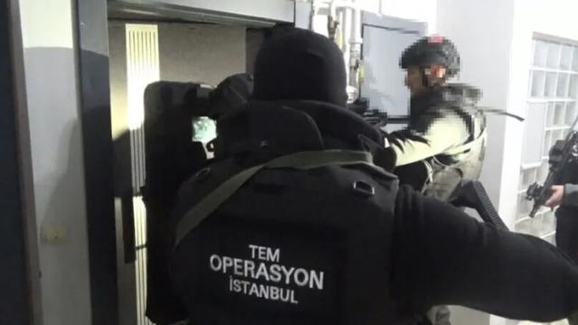 İstanbul'da DEAŞ operasyonu: Saldırı hazırlığındaki terörist etkisiz hale getirildi haber görseli