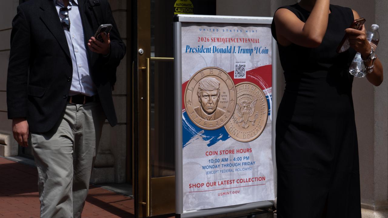 ABD'de "Trump portreli" 1 dolar tedavülde