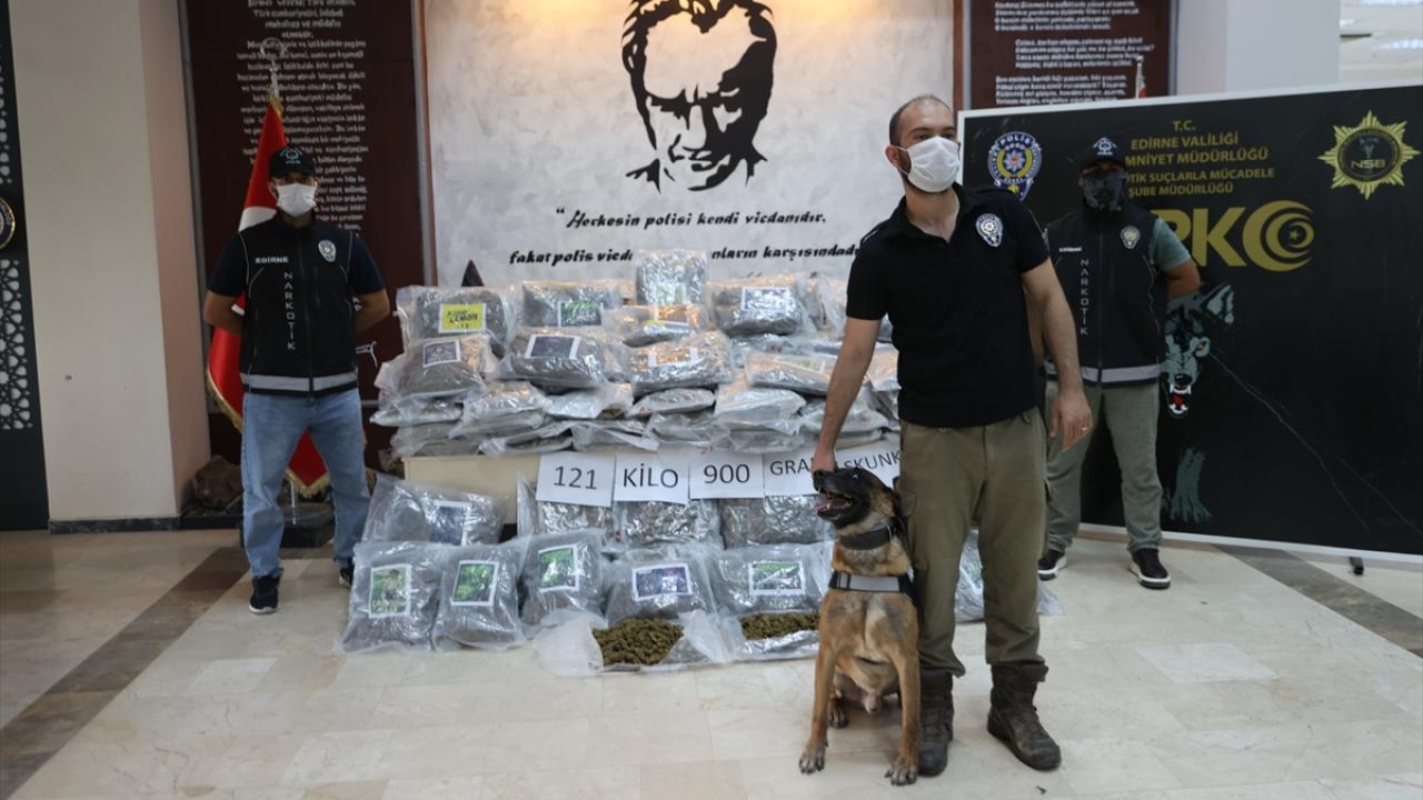 Hamzabeyli'de 121 kilo 900 gram uyuşturucu ele geçirildi