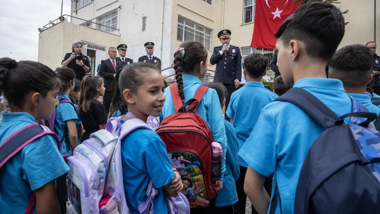 Yüksek`ten ilkokul ziyareti