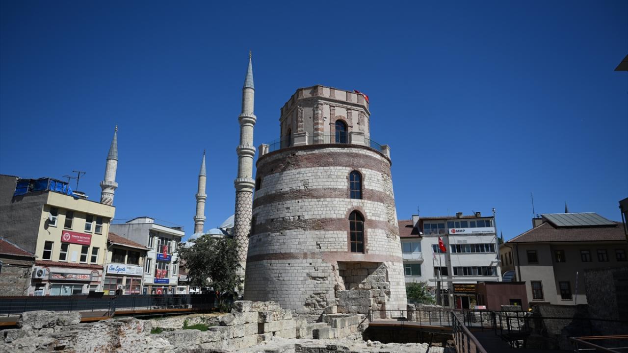 Bakanlığa bağlı müzelerde 35 binin üzerinde eser