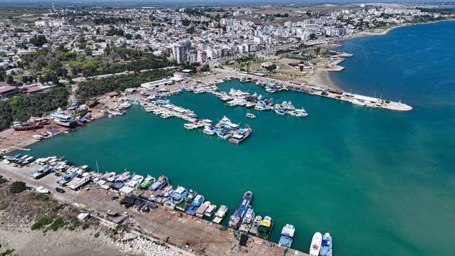 Hazırlıklarını tamamlayan Akdenizli balıkçılar yeni av sezonundan umutlu
