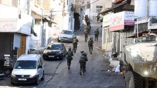 İşgalci İsrail ordusu, Nablus'a baskın düzenledi