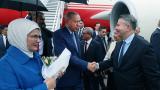 Cumhurbaşkanı Erdoğan'a Türkevi'nde coşkulu karşılama