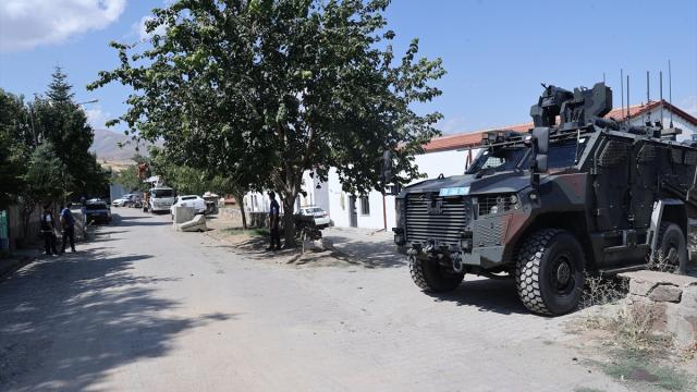 Sivas'ta kaybolan 11 aylık bebeğin annesi ve babası tutuklandı haber görseli