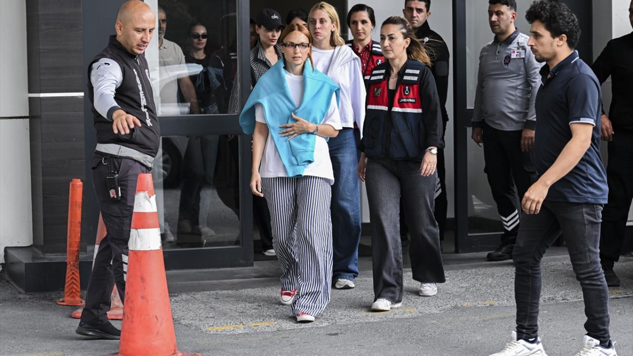 İstanbul'da ünlü isimlere uyuşturucu operasyonu: 21 şüpheli Adli Tıp'ta