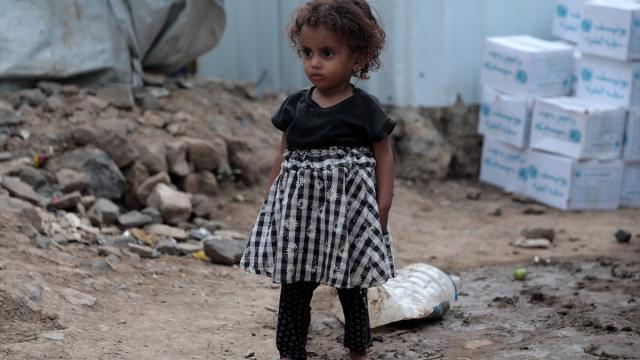 Yemen'de yüzlerce sivil çatışmalar nedeniyle yerinden edildi