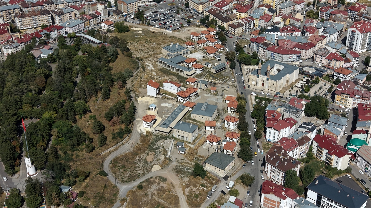 Kazılarda 400 bine yakın obje bulundu