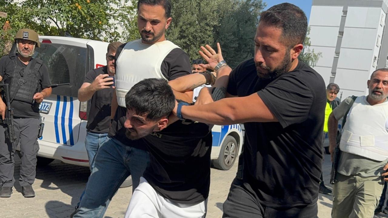 El bombası ve tabancayla polise direnen firari hükümlü yakalandı