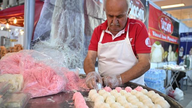 Ankara Dondurma ve Tatlı Festivali başladı