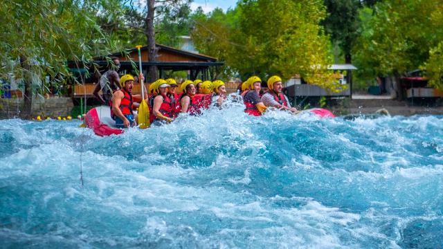 Antalya'da rafting sezonu devam ediyor