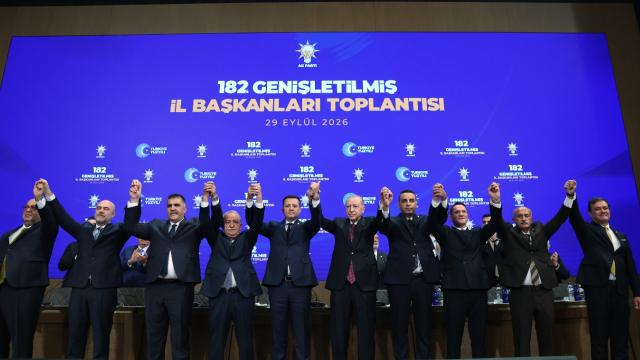 9 belediye başkanı daha AK Parti'ye geçti