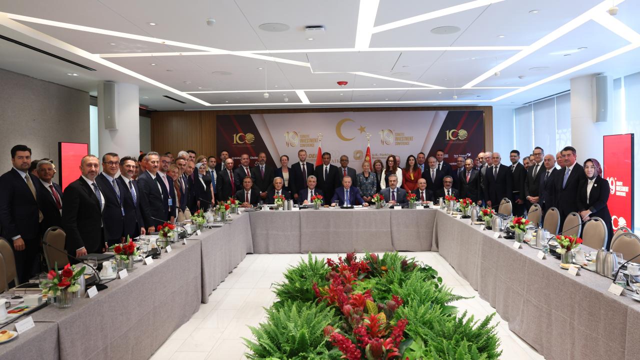 Cumhurbaşkanı Erdoğan: ABD ile 100 milyar dolarlık ticaret hacmi hedefimize kısa sürede ulaşacağımız
