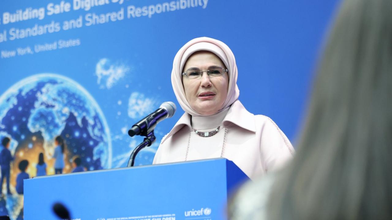 Emine Erdoğan: Dünyamızı ve çocuklarımızı korumak sınırları aşan bir dayanışmayı gerekli kılıyor