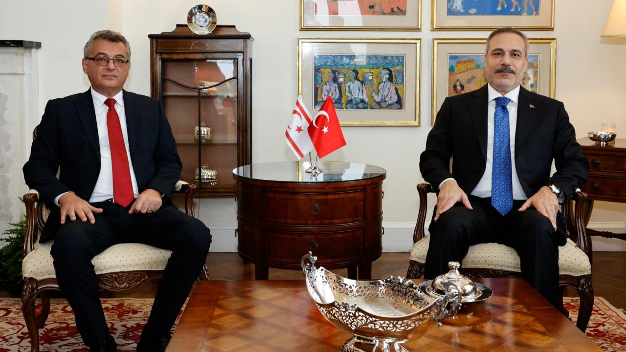 Dışişleri Bakanı Fidan, KKTC Cumhurbaşkanı ve Dışişleri Bakan ile görüştü