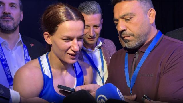 Cumhurbaşkanı Erdoğan, milli boksör Hatice Akbaş'ı tebrik etti