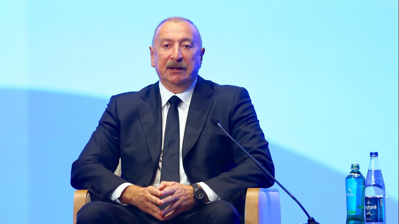 Aliyev: 5 yıl içinde yenilenebilir enerji Azerbaycan'ın her yerinde olacak