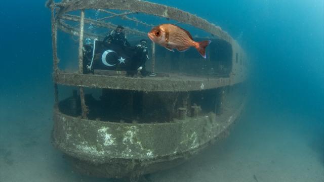 Karaburun'un su altı güzellikleri