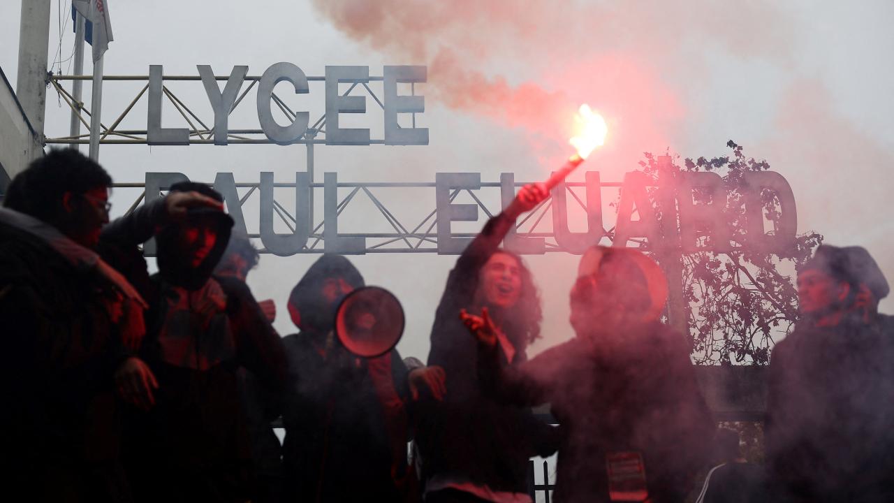 Fransa'da eğitim protestosu: 400'den fazla gözaltı