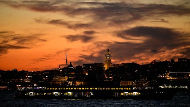 İstanbul’da gün batımı
