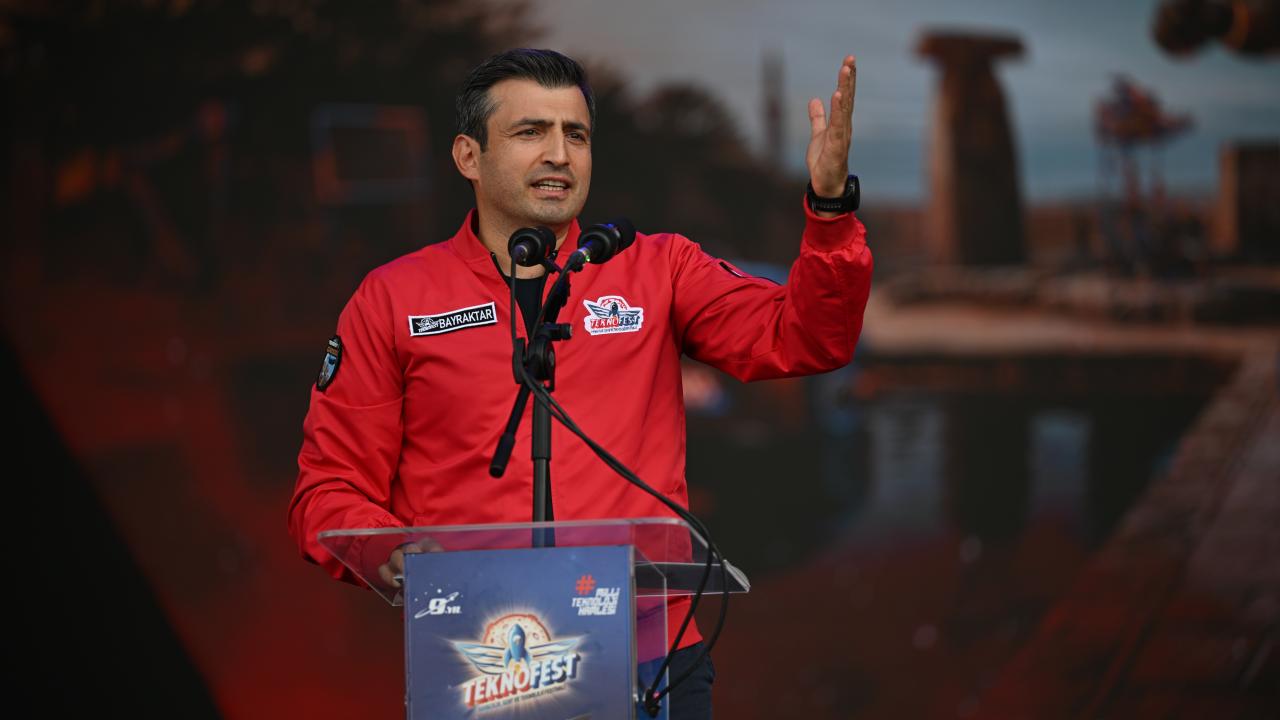 Selçuk Bayraktar: TEKNOFEST, 'biz yapamayız' diyen anlayışa başkaldırıdır