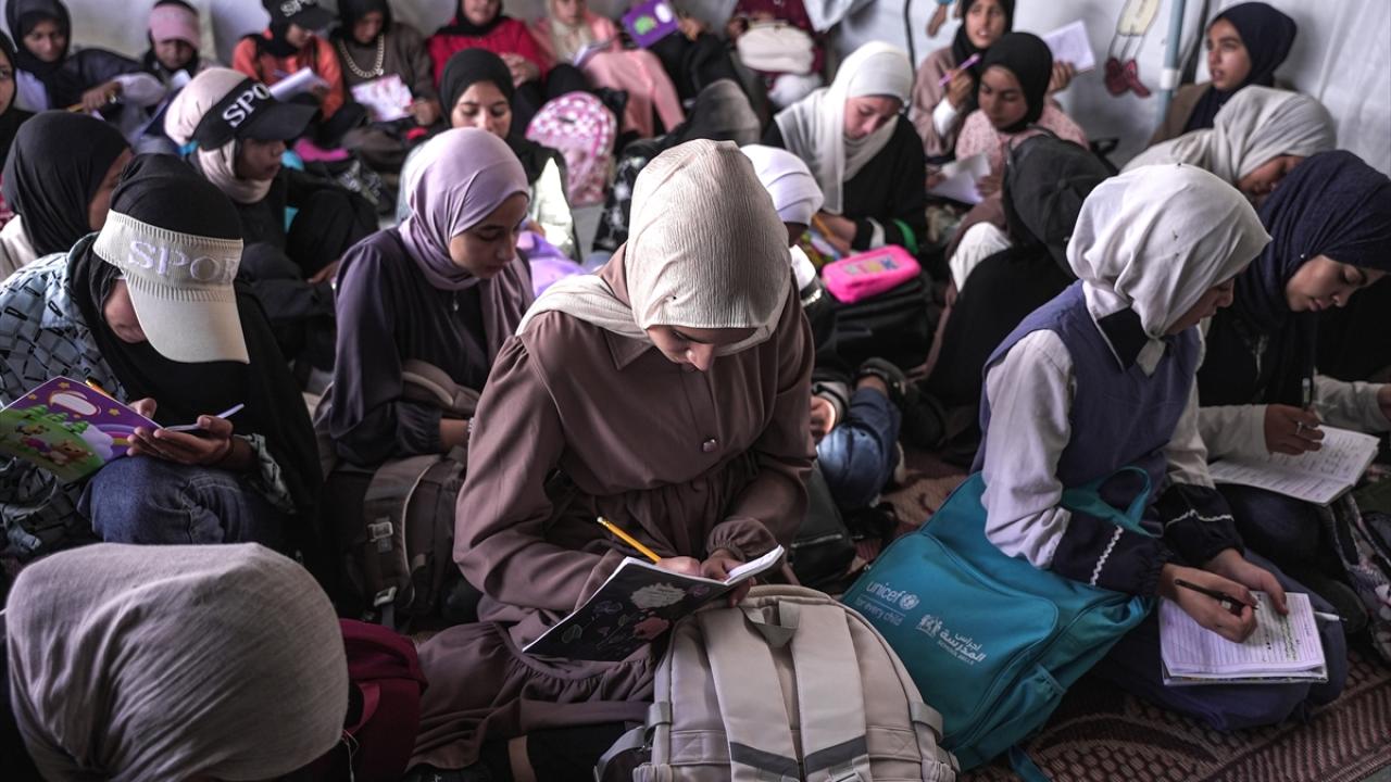 "Bütün kaybettiklerimize rağmen devam etmek istiyoruz"
