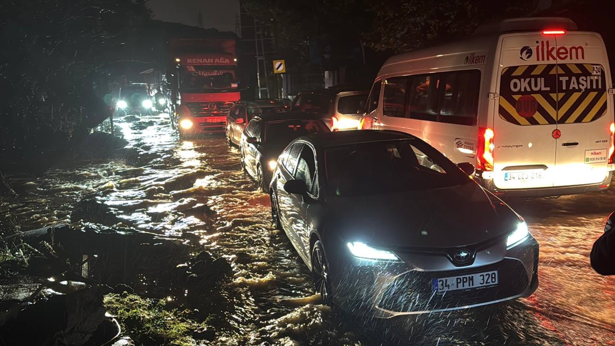 Şile Otoyolu Ümraniye istikameti trafiğe kapatıldı