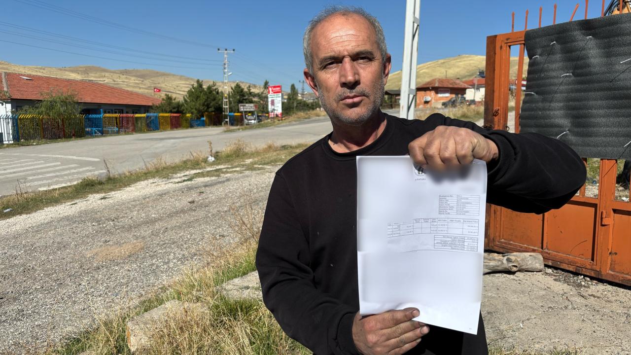 "Yüksek limitli kredi kartı" vaadine kandı, 412 bin lirasından oldu