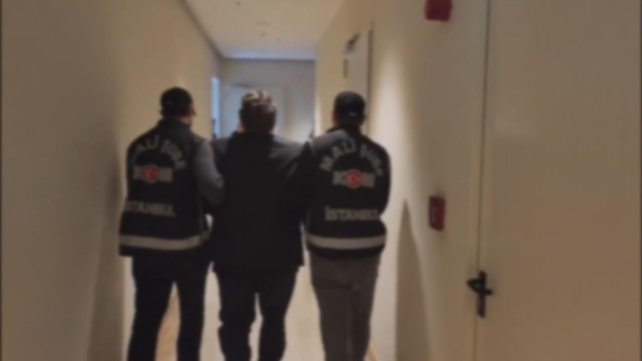Kırmızı bültenle aranan dolandırıcı İstanbul'da yakalandı
