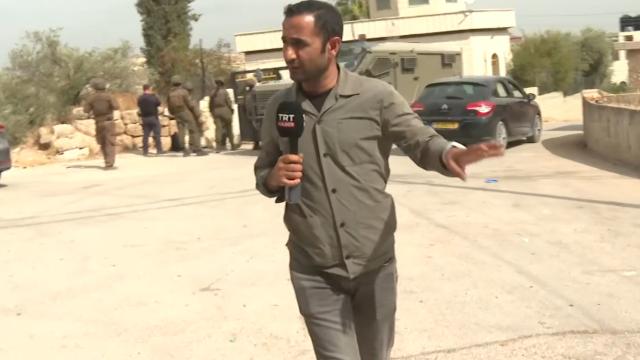 İşgalci İsrail askerlerinden TRT yayınına müdahale