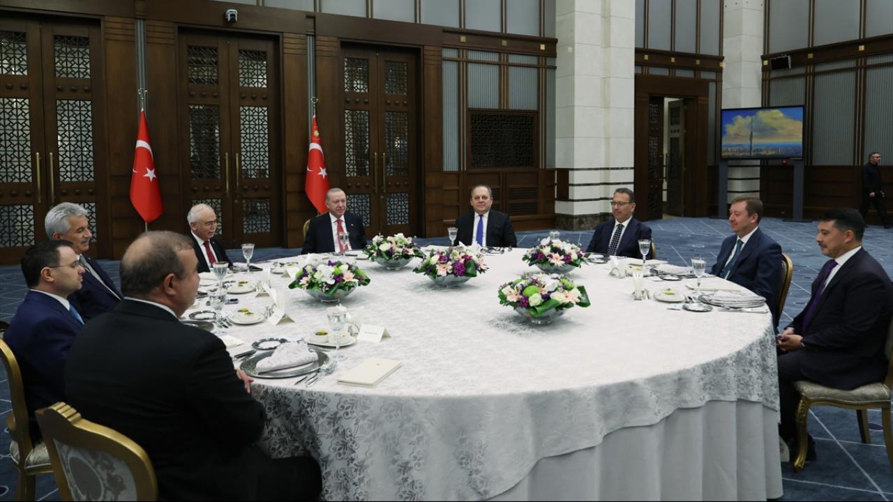 Cumhurbaşkanı Erdoğan, Yüksek Mahkeme Başkanlarıyla yemekte bir araya geldi