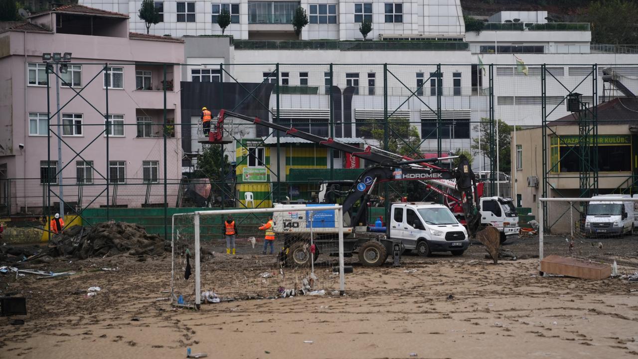 İstanbul Valisi Gül: Ayazağa Meydanı’ndaki yıkımlar yarın tamamlanacak