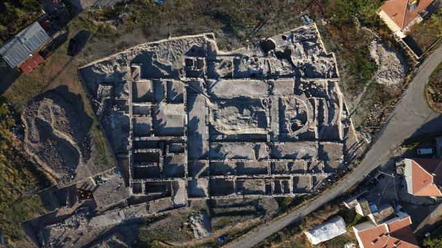Kayseri'de Roma ve erken Bizans dönemlerine ait mozaiklerin bulunduğu alanda kazı sürüyor