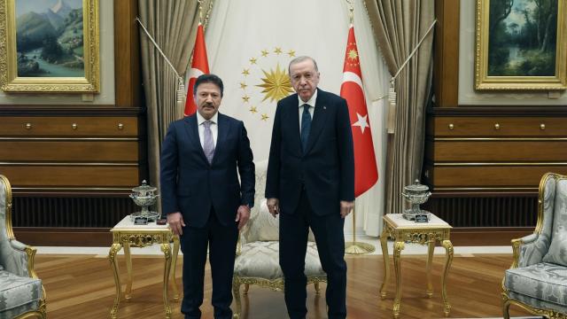 Cumhurbaşkanı Erdoğan, TESK Genel Başkanı'nı kabul etti haber görseli