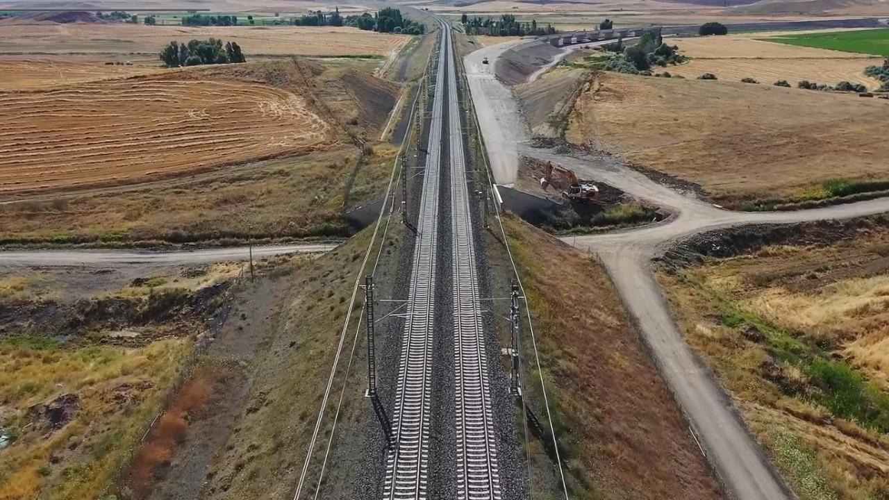 Yerköy-Kayseri YHT Hattı'nda ilerleme yüzde 50'yi aştı