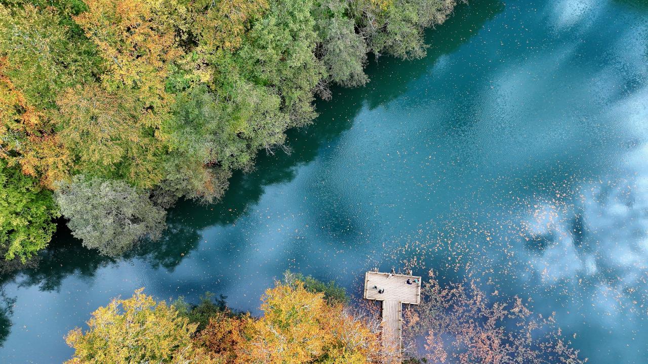 Sonbahar renkleri Yedigöller'de göz kamaştırıyor
