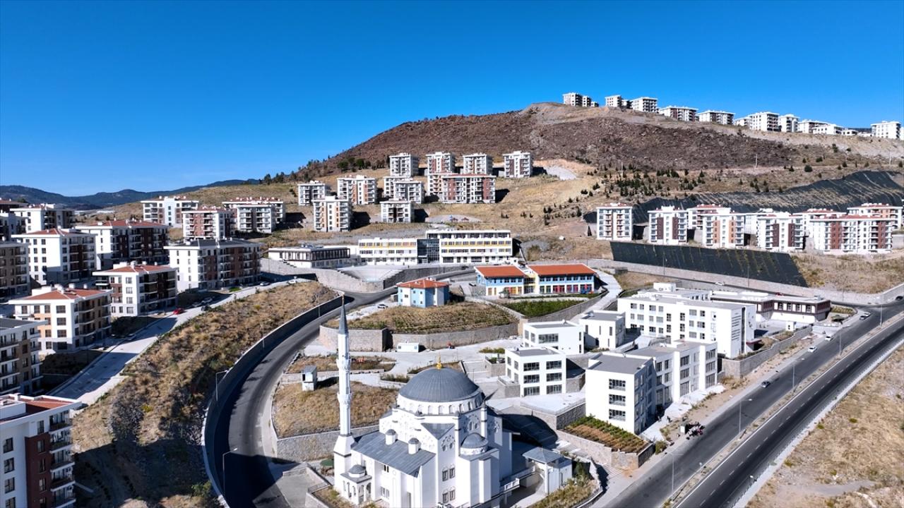 Bakan Kurum'dan İzmir depreminin 6. yılına ilişkin paylaşım