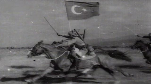 TRT Arşivi'nden Cumhuriyet'e giden çetin yolun hikayesi