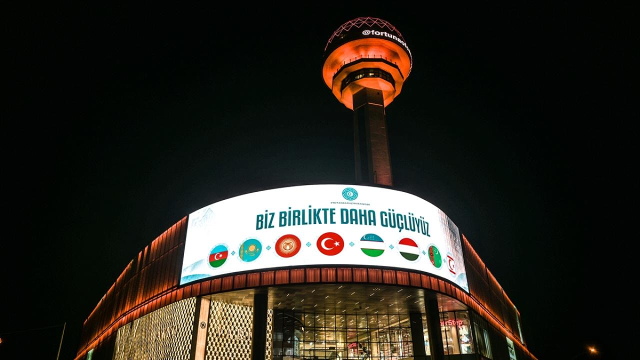 İstanbul ve Ankara'nın simge yapılarında TDT Zirvesi'ne özel gösterim