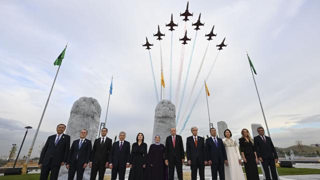 Türk Yıldızları Ankara'da uçtu: Gökyüzünde Türk'ün imzası, yüreklerde kardeşliğin gururu