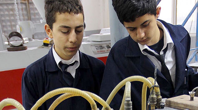 Fabrika Gibi Çalışan Okul