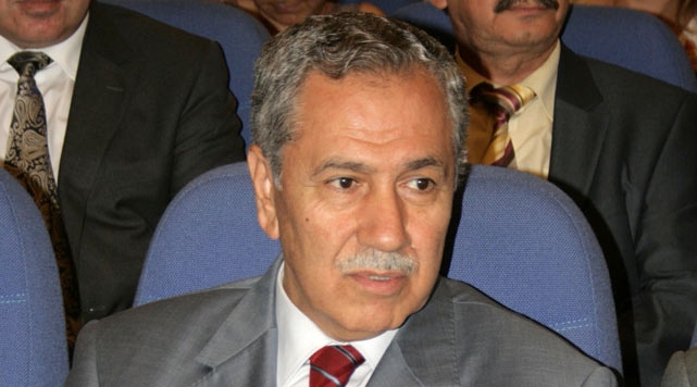 Arınçtan Necdet Özele Tebrik